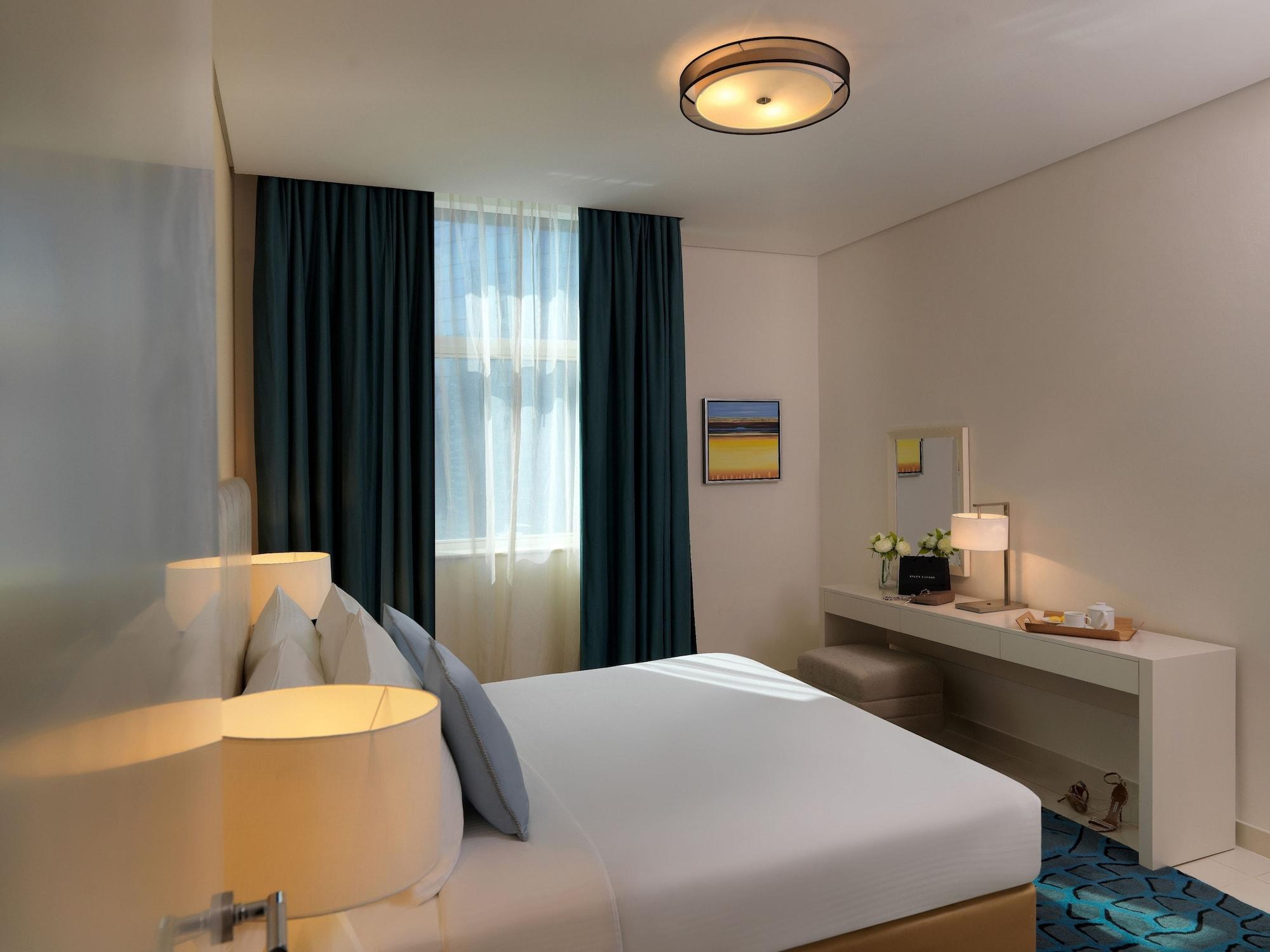 Damac Maison Cour Jardin Apartahotel 5*