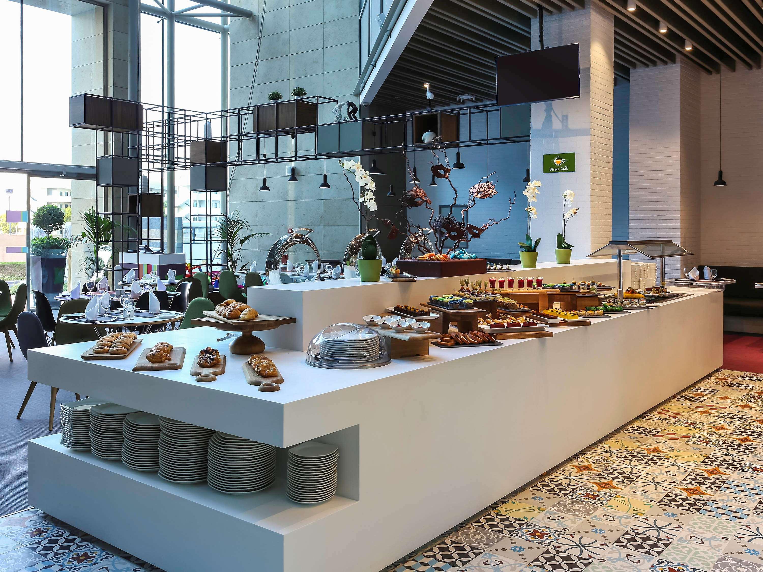 Ibis Styles Jumeira Hotell 3*