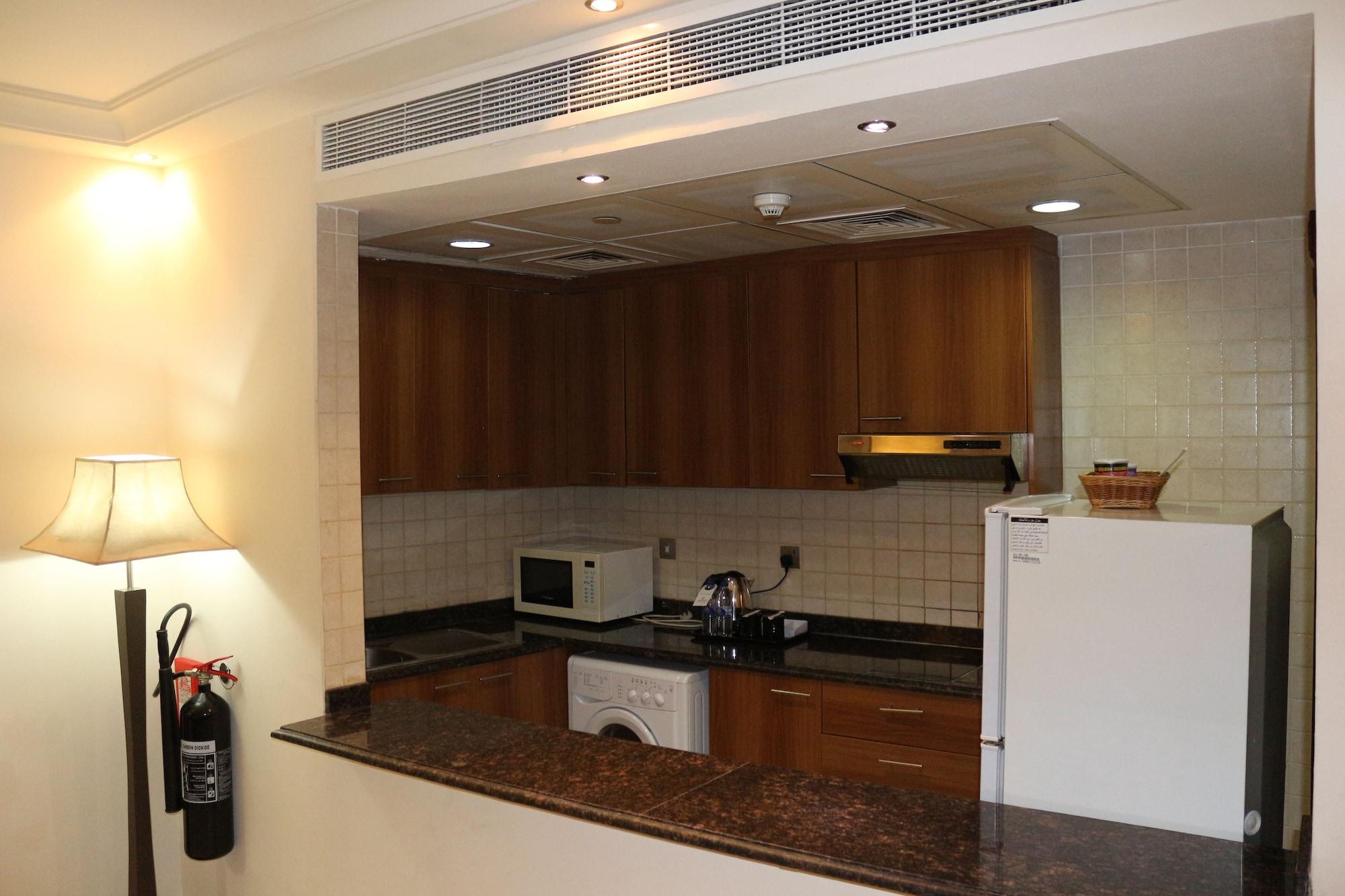 Pearl Executive Apart-hotel