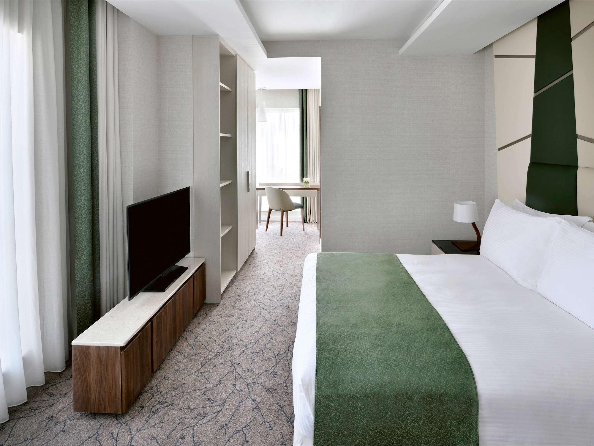 Mövenpick Downtown Lägenhetshotell 5*