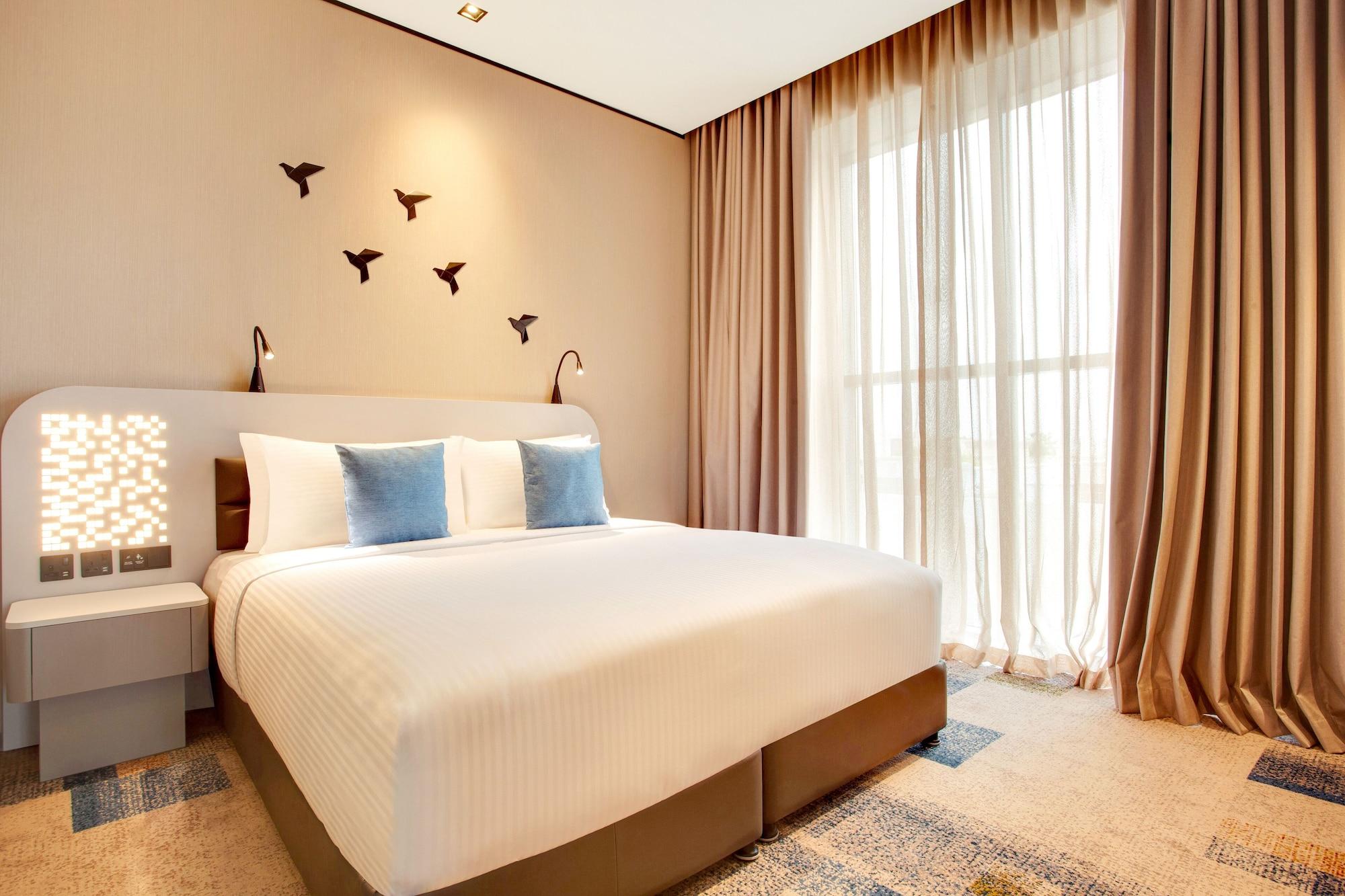 Lemon Tree Hotel, Jumeirah Hotel