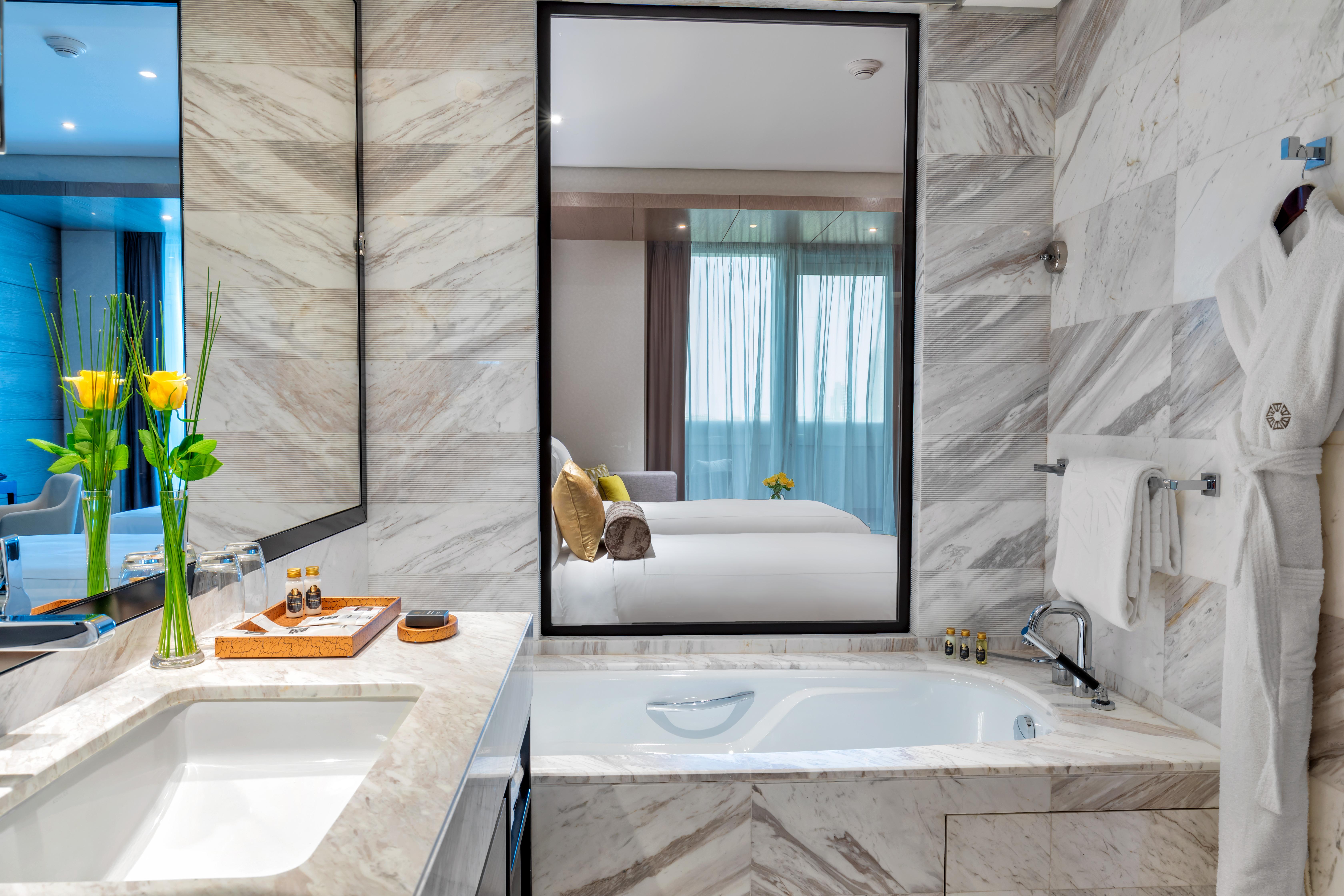 Hotel Taj Jumeirah Lakes Towers