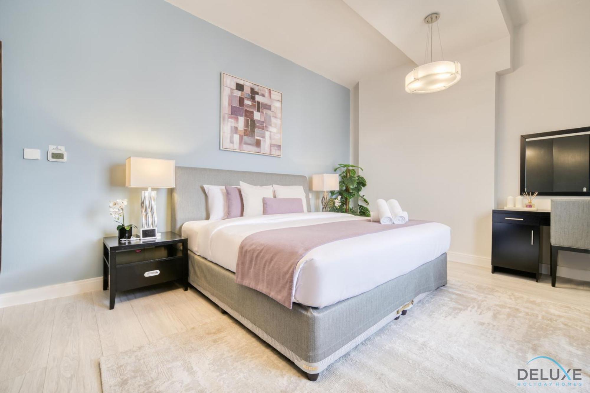 Upscale 2br At Shams 1 Jbr By Deluxe Homes Dubai