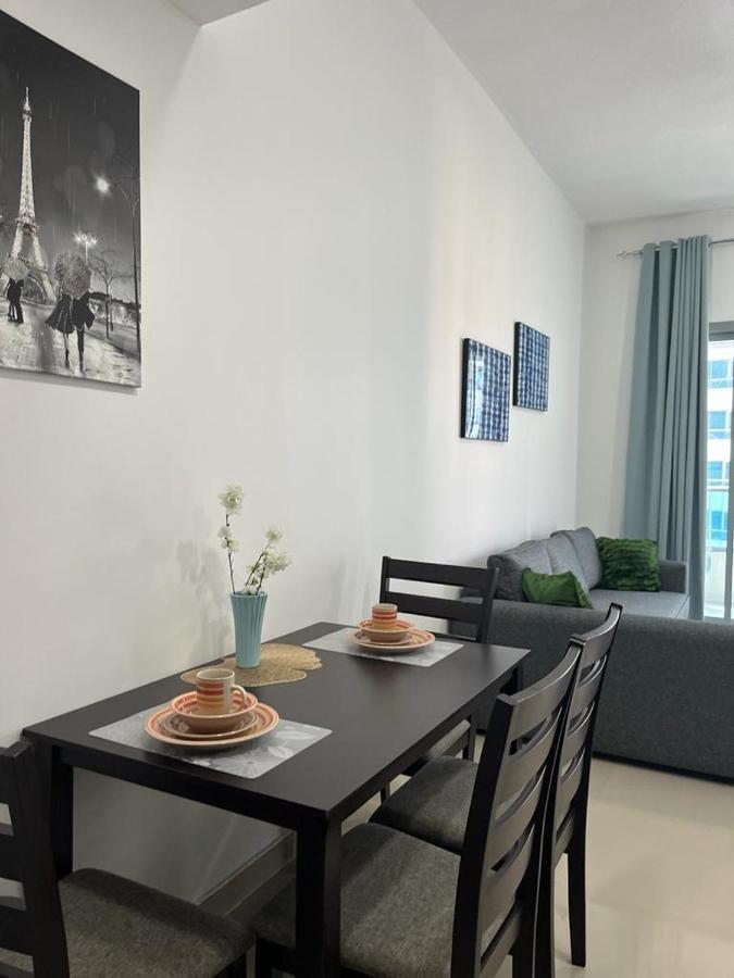 Apartment Elegant At Marina Dubai