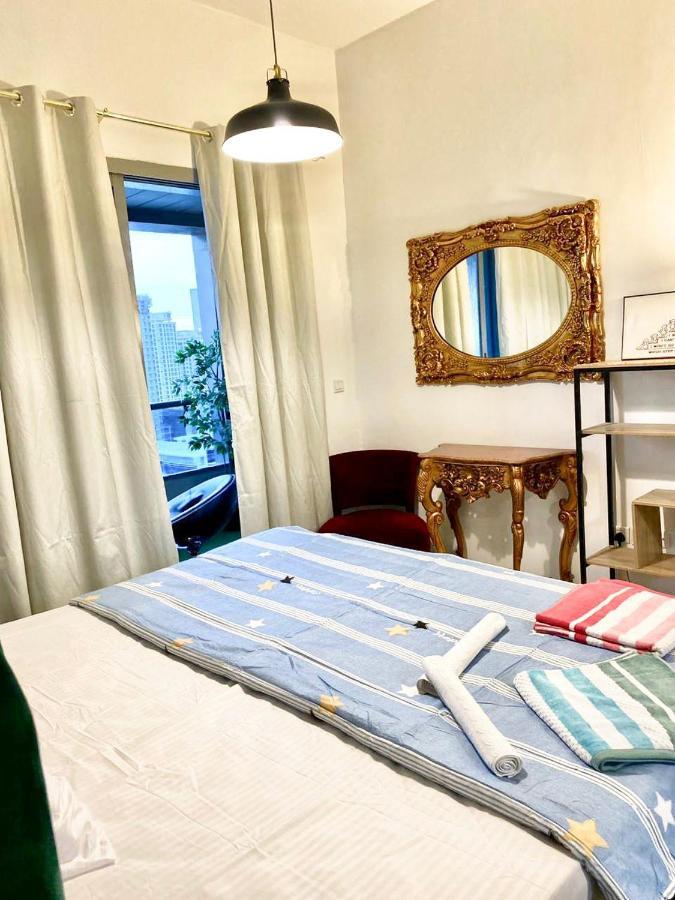Apartamento Spacious In Marina With Balcony *
