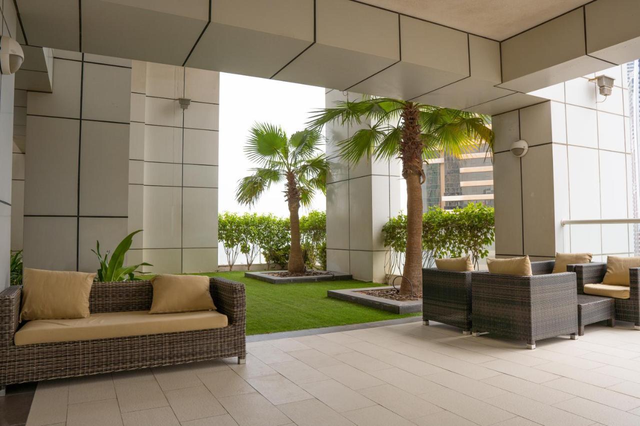 Lägenhet Veluxa - Designer 1 Bedroom With Sea View! *