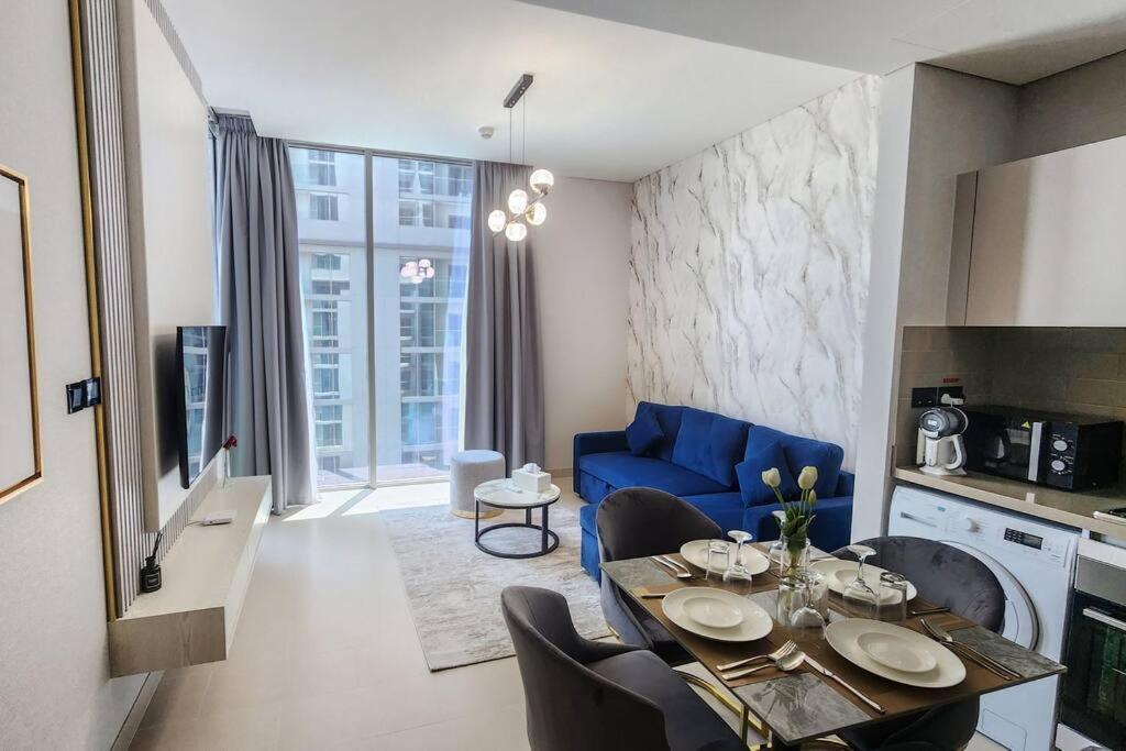 Appartamento By Latinem Luxury 1br Cvr A703 Near Burj Khalifa