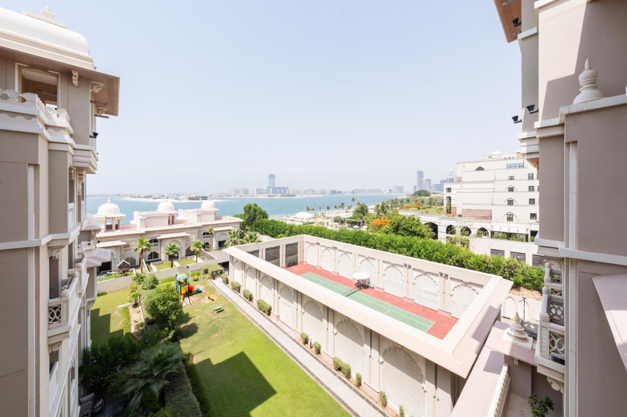 Grandeur Palm Jumeirah Beachfront & Pool *
