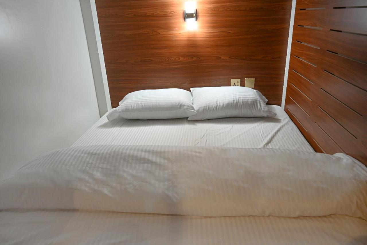 Yoi Pod - Deira Al Rigga Kapselhotel *