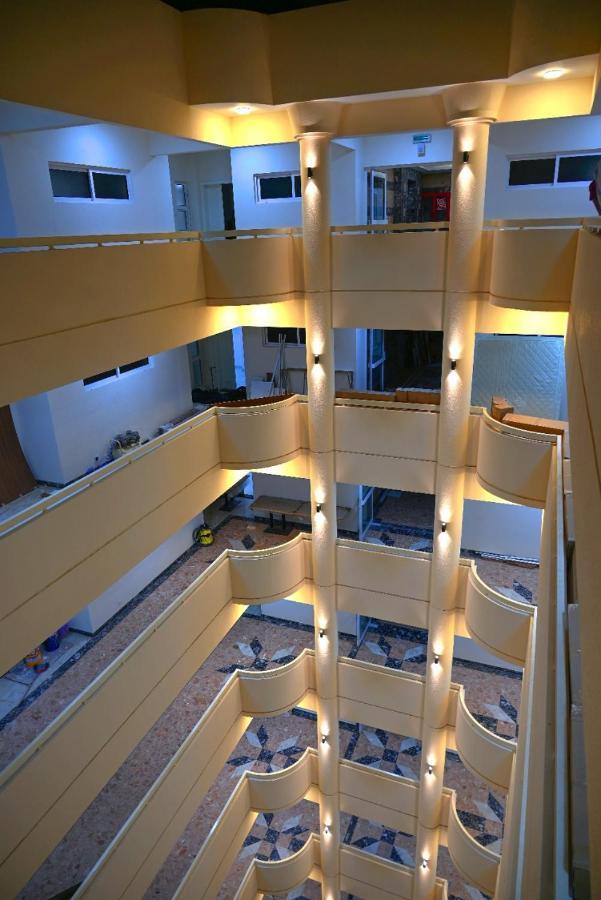 Yoi Pod - Deira Al Rigga Kapselhotel Dubai