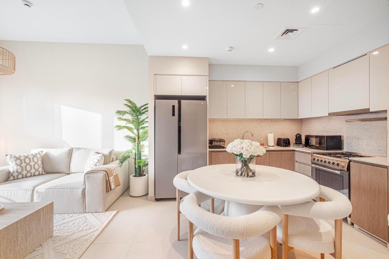 Apartment Luxury 2br With Full Burj Khalifa & Fountain View