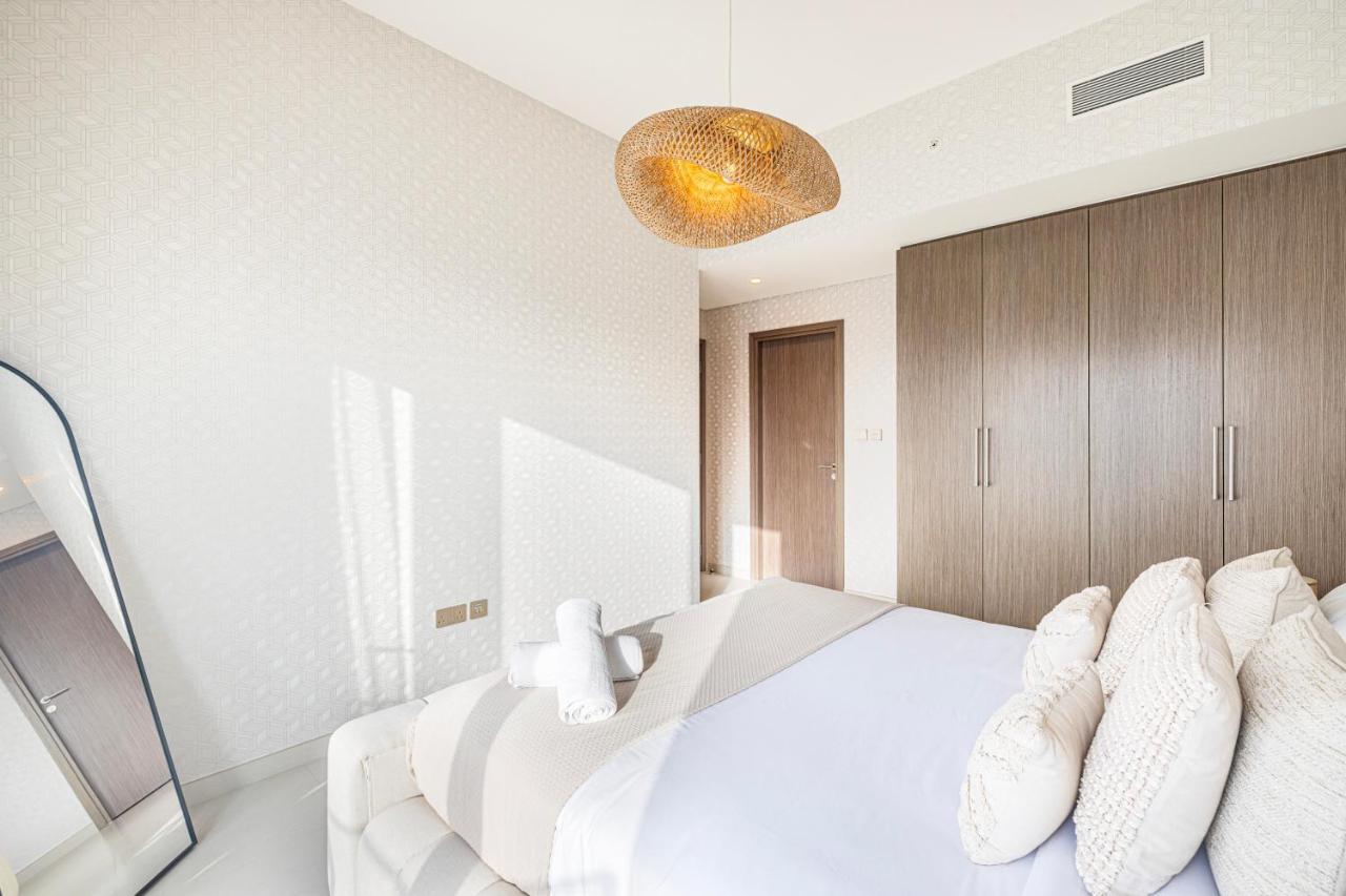 Luxury 2br With Full Burj Khalifa & Fountain View Apartment