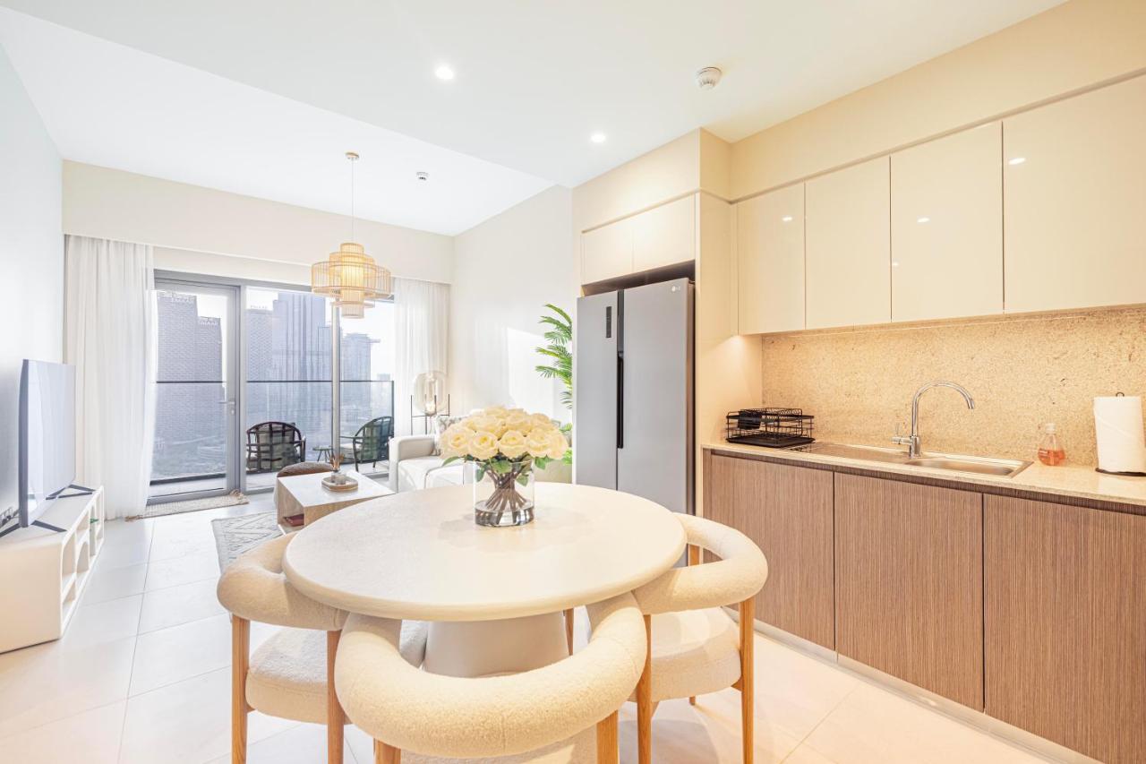 Luxury 2br With Full Burj Khalifa & Fountain View Apartment *