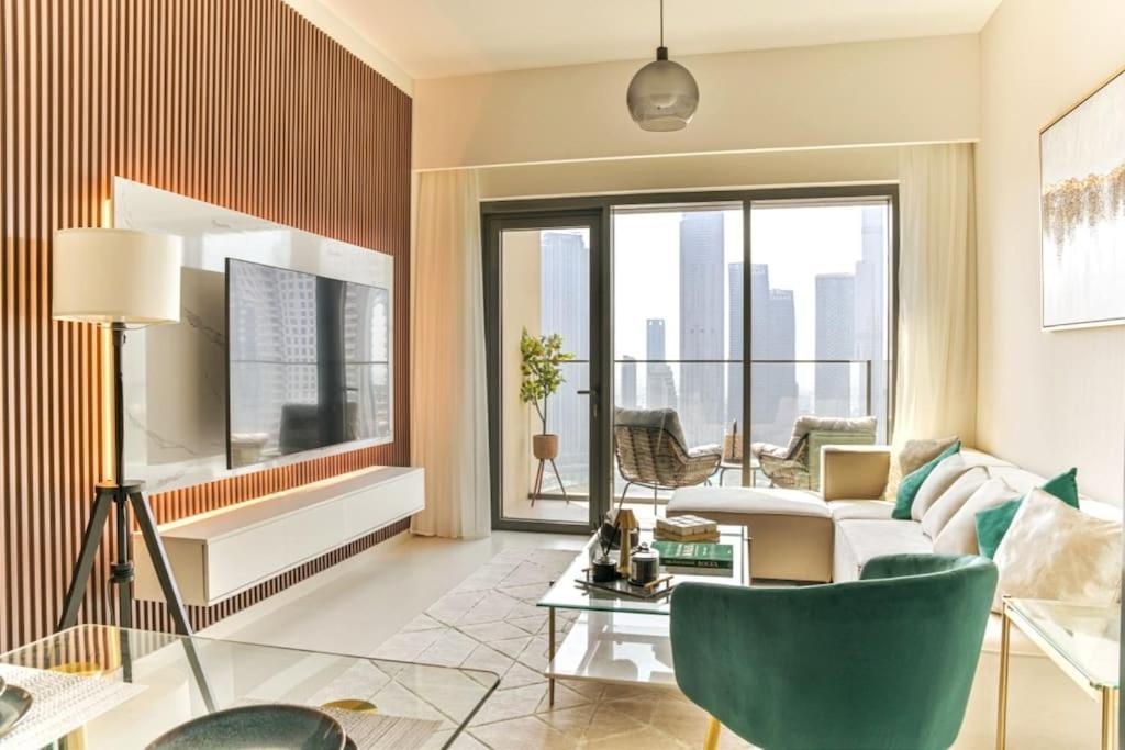 Apartamento Luxury 2br High Floor Apt. W/ Burj Khalifa View With Laser Light Show And Dancing Fountain View Dubái