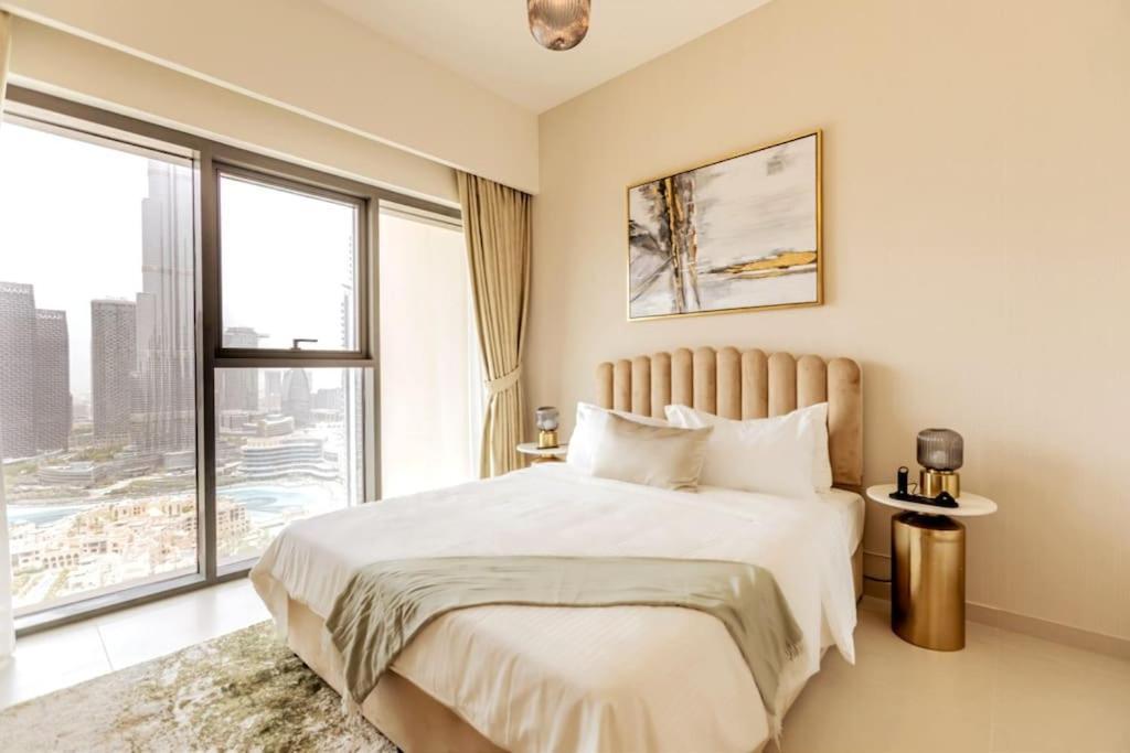 Luxury 2br High Floor Apt. W/ Burj Khalifa View With Laser Light Show And Dancing Fountain View Dubái