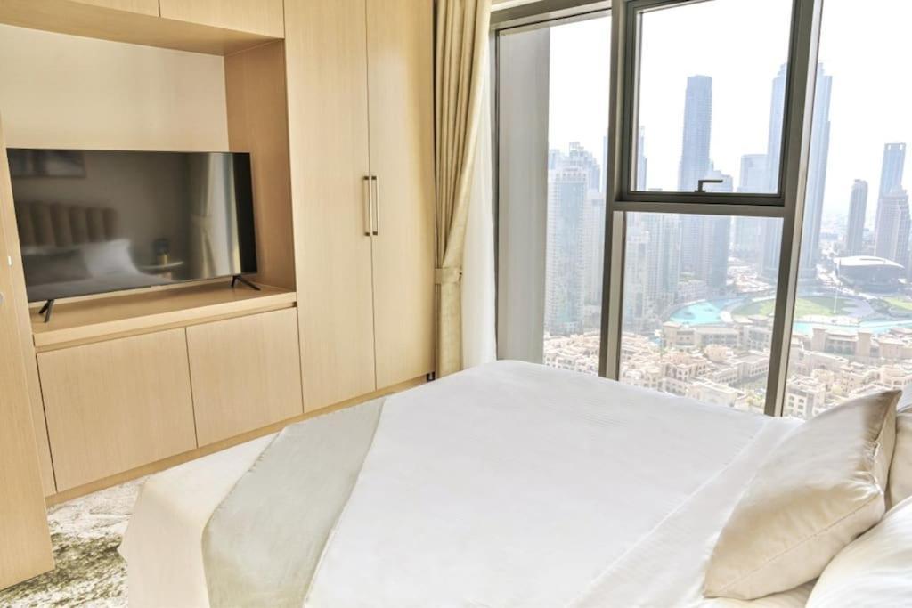 Luxury 2br High Floor Apt. W/ Burj Khalifa View With Laser Light Show And Dancing Fountain View Apartamento Dubái
