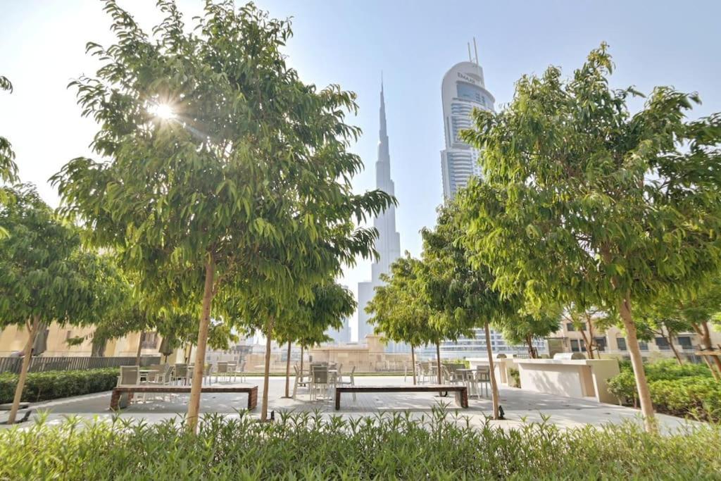 Luxury 2br High Floor Apt. W/ Burj Khalifa View With Laser Light Show And Dancing Fountain View Apartamento