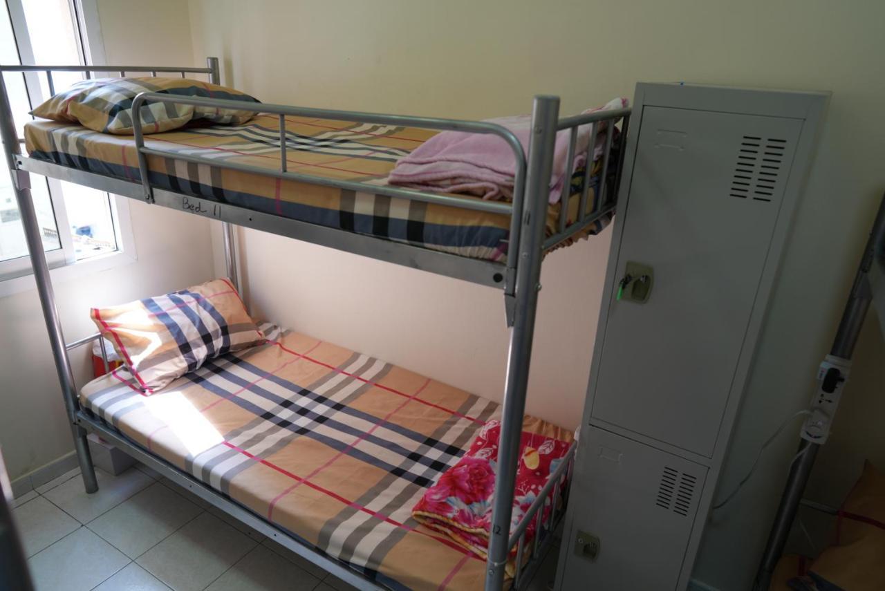 Topstay Boys & Furnished Holiday Asrama
