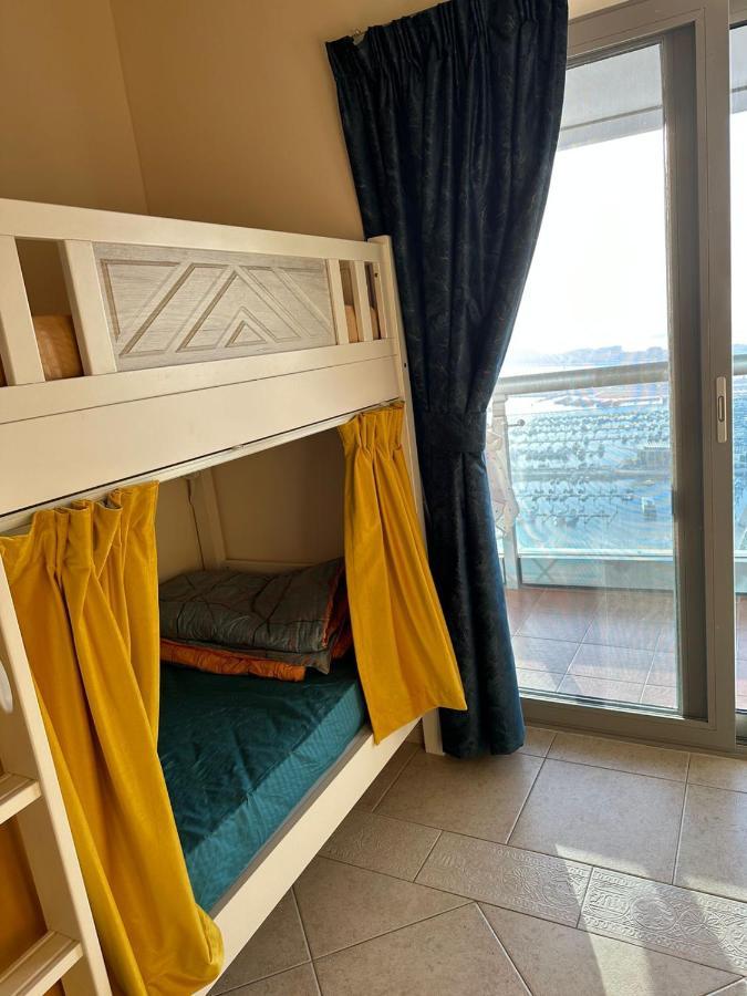 The Mood House I Marina Auberge de jeunesse Dubaï