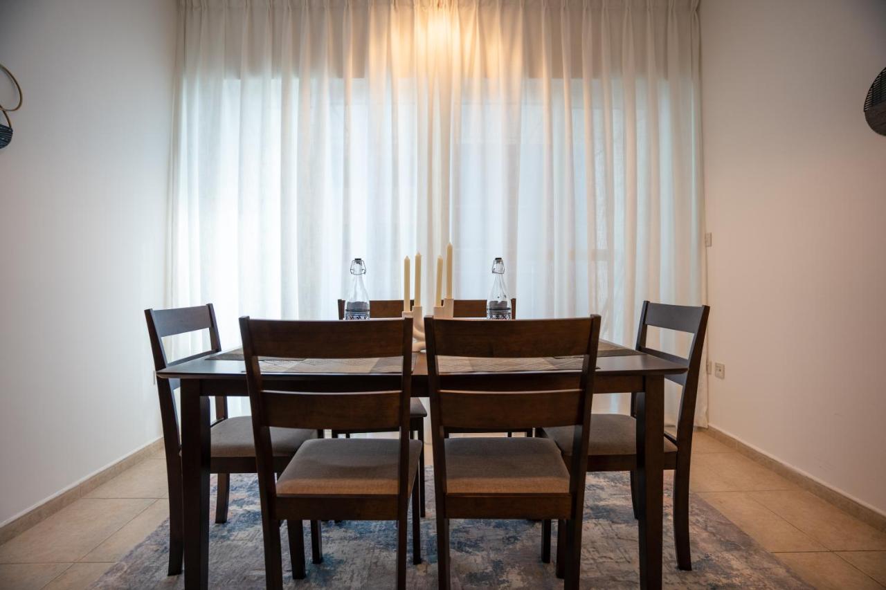 Elite 2br Luxurious Palm View In Marina Apartahotel Dubái