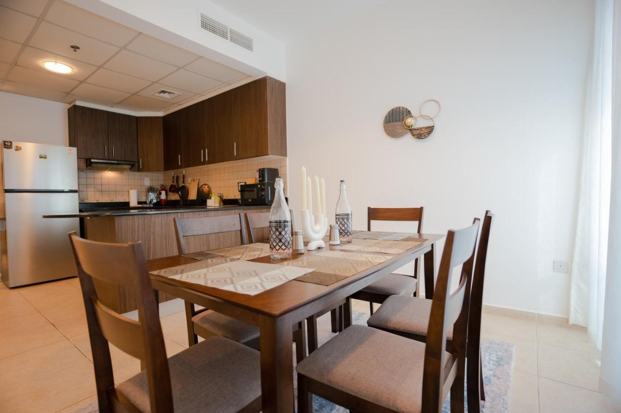 Apartahotel Elite 2br Luxurious Palm View In Marina Dubái