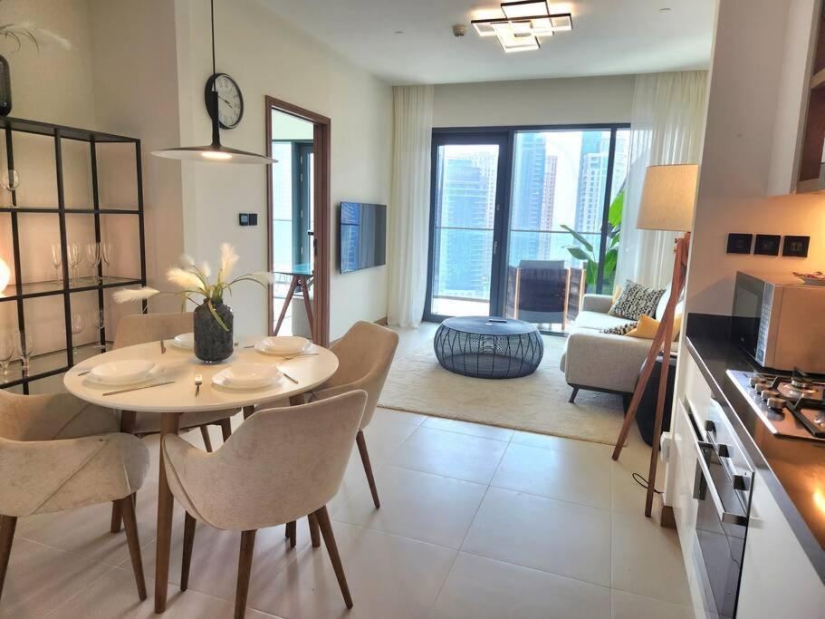 Appartamento Vida Marina & Yacht Club, 1 Bedroom With Marina And Sea View Dubai