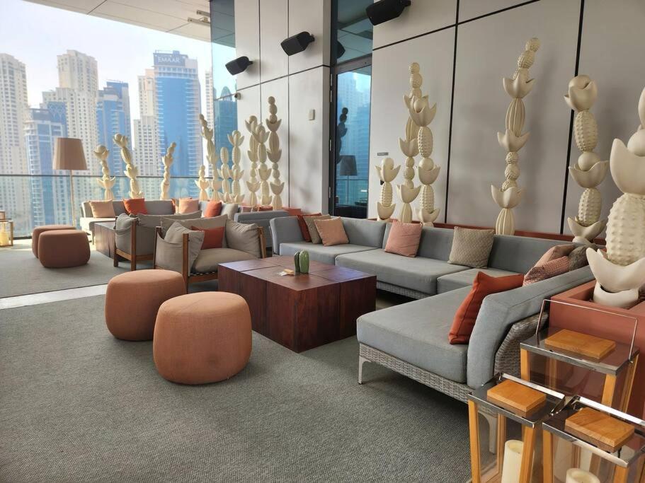 Appartamento Vida Marina & Yacht Club, 1 Bedroom With Marina And Sea View Dubai
