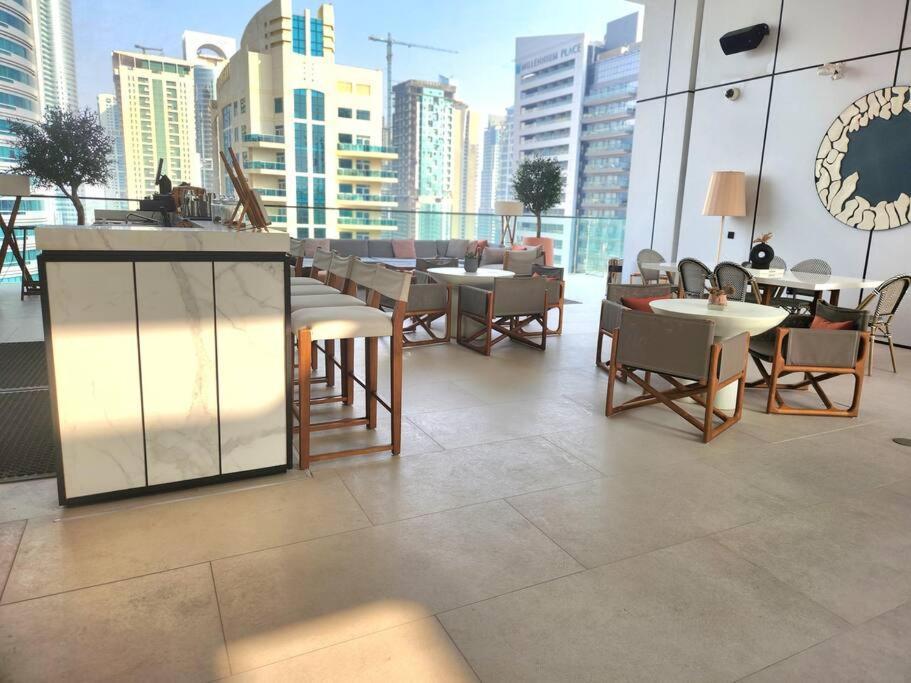 Vida Marina & Yacht Club, 1 Bedroom With Marina And Sea View Apartamento Dubái