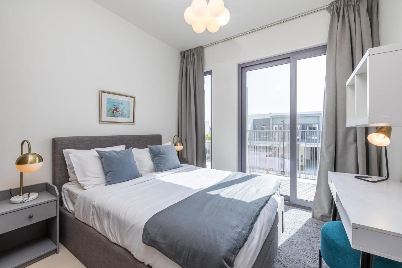 Feriehus Spacious 3bdr Townhouse I Garden I Tilal Al Ghaf *