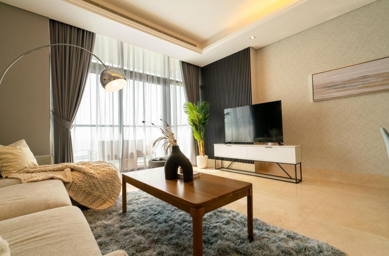 Higuests - Unparalleled Sea View From Unique Corner Unit Appartement Dubai
