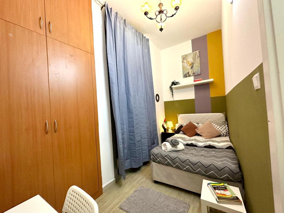Séjour chez l'habitant Double Window Partition In Tecom Near Metro *
