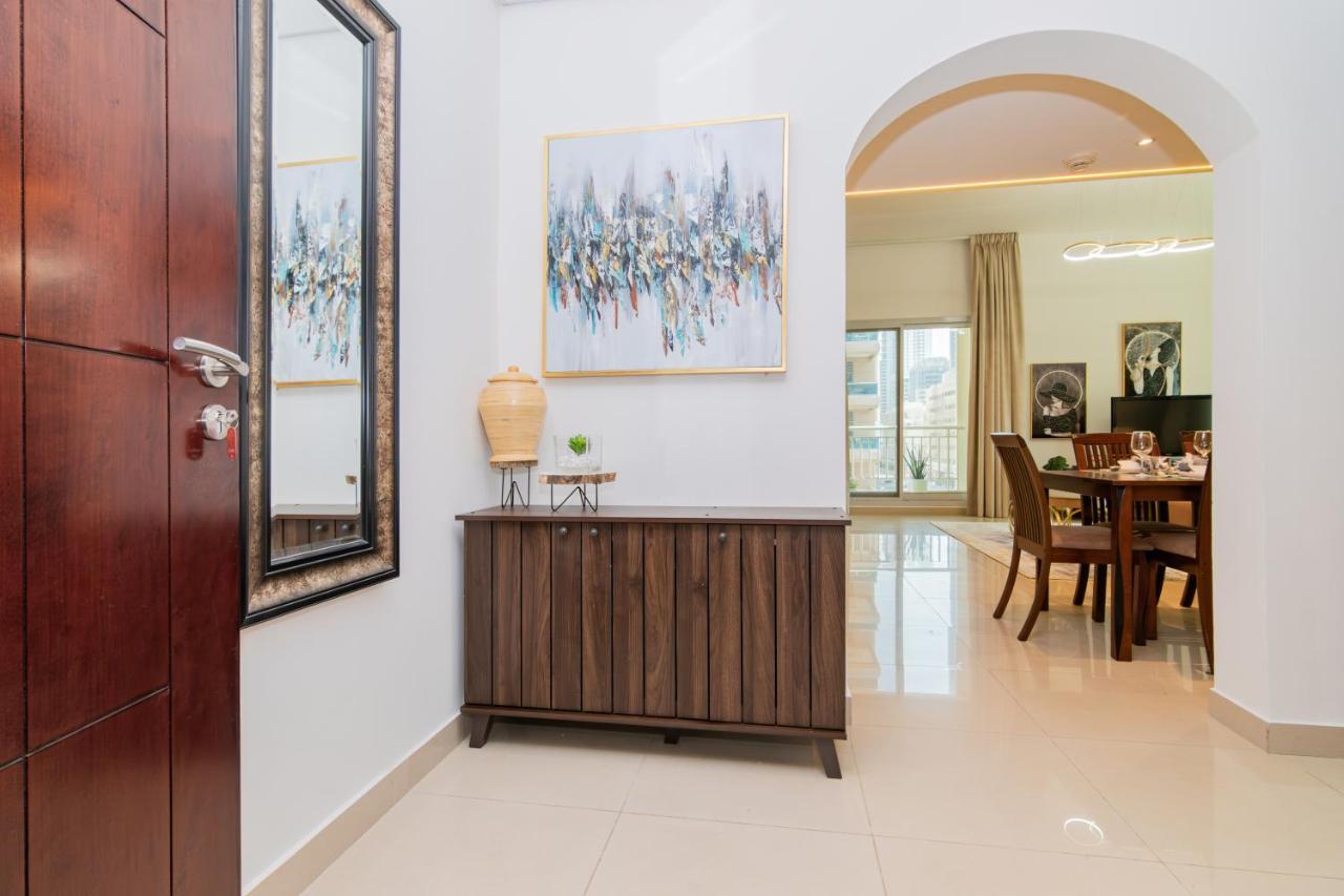 Marina,jbr -luxurious 2 Bedroom King Apartahotel *