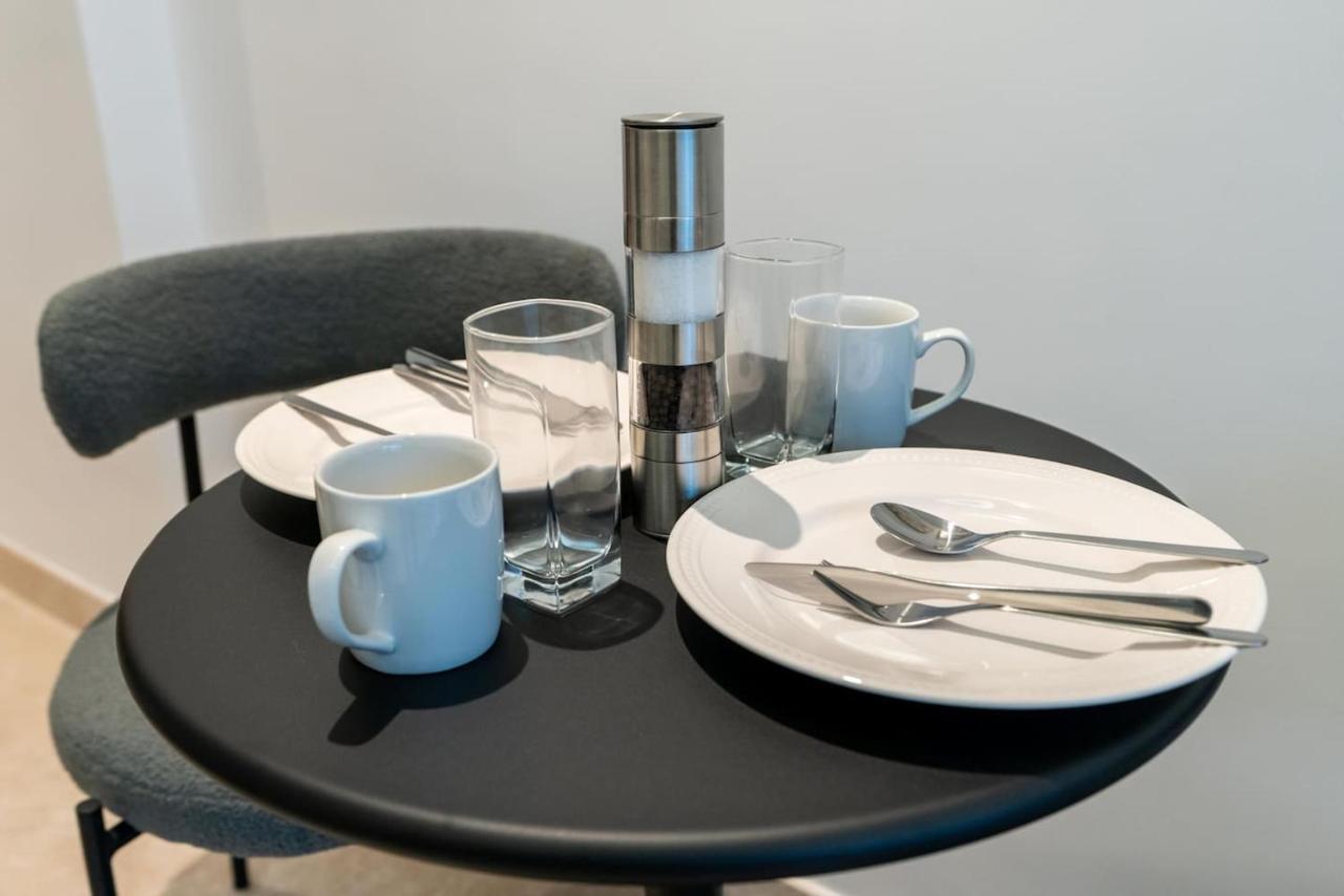 White Sage - Luxury A Few Minutes Away From Mall Apartment Dubai