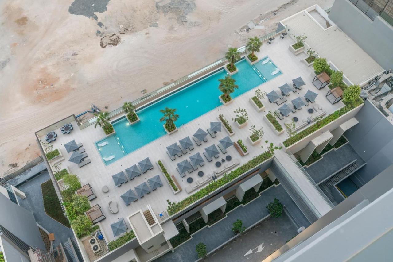 White Sage - Luxury A Few Minutes Away From Mall Dubai