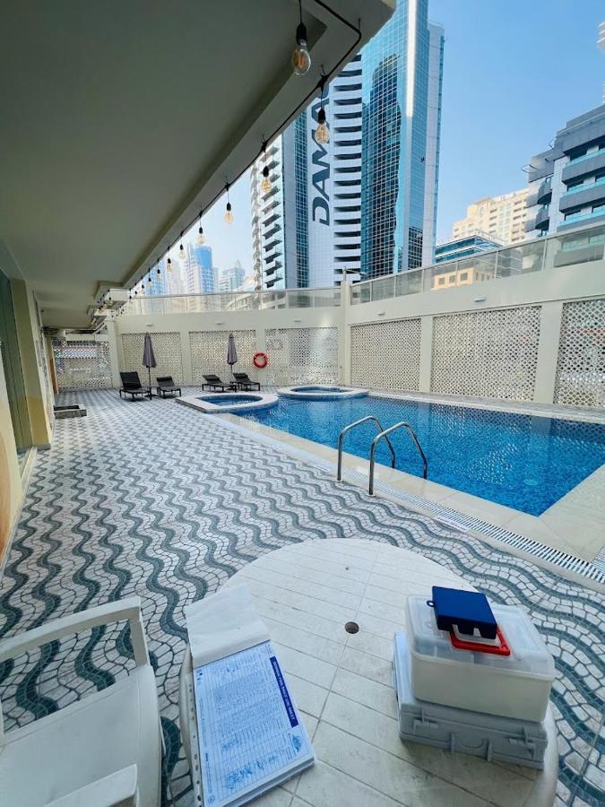 Modern - Steps To Metro, Marina Mall And Jbr - Marina Pearl Lägenhet *