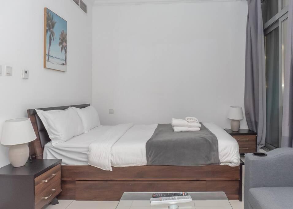 Stonetree - Cozy In Business Bay Apartemen Dubai