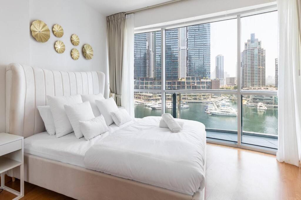 Apartamento 2 Bdr In Marina Terrace Marina Dubái