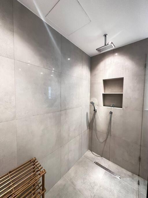 2 Bdr In Marina Terrace Marina Apartamento Dubái
