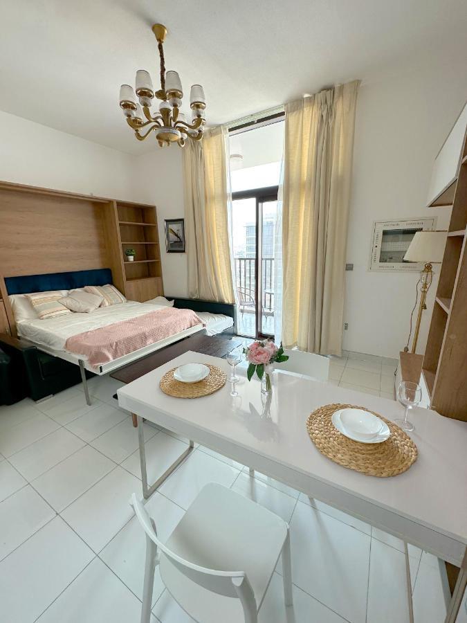 In Al Furjan - Near Metro & Expo 2020 Apartament