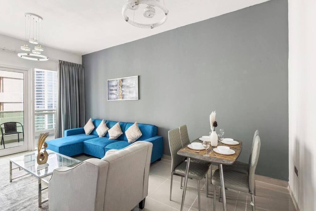 Stonetree - Amazing 1br With Balcony Dubái