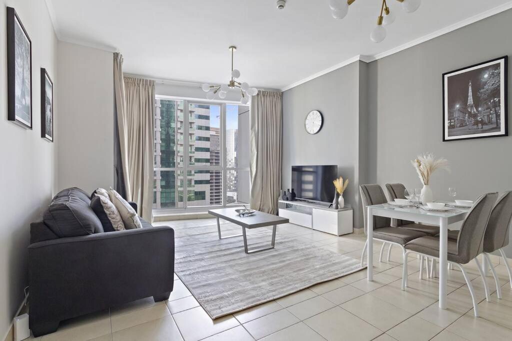 Stonetree - Bright & Modish 1br *