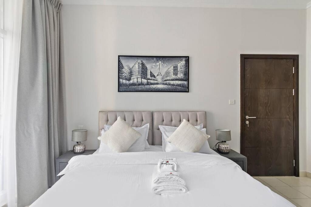 Stonetree - Bright & Modish 1br Appartement