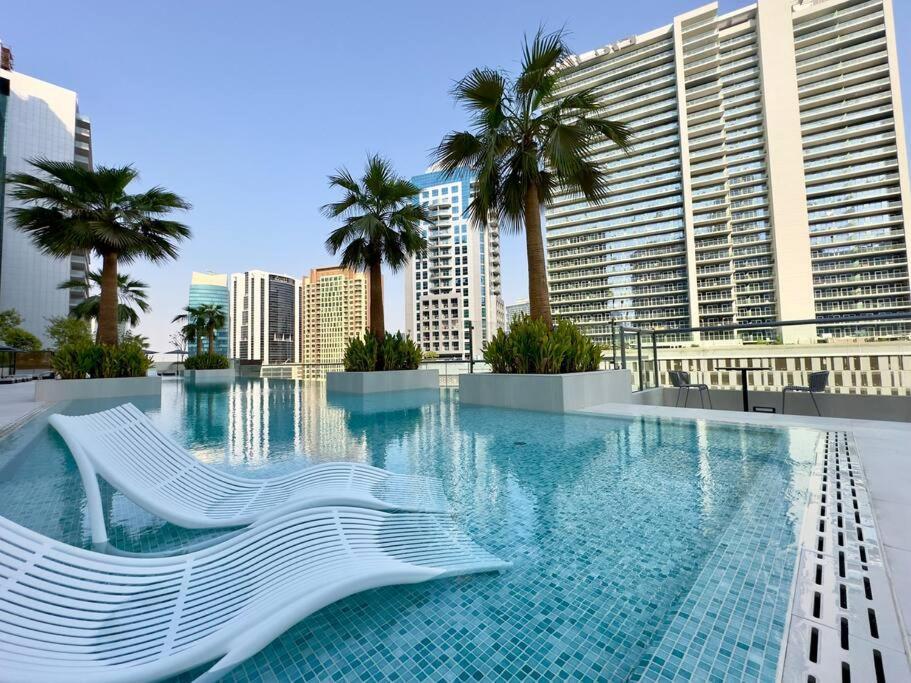 Apartamento Dar Vacation - Luxury 2br - Skyline View Near Burj Khalifa Dubái