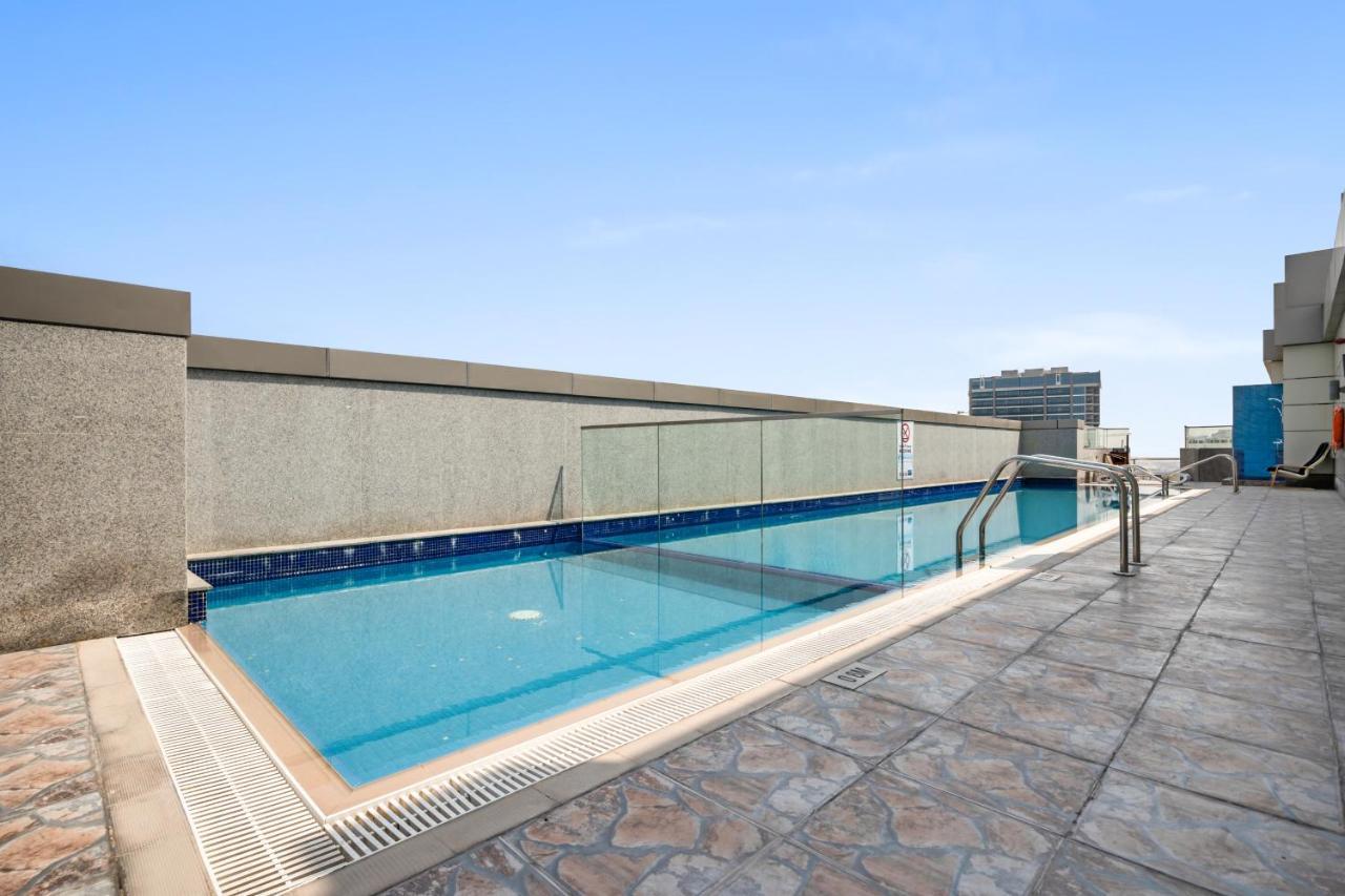 Upscale In Eagleheights, Sports Lägenhet *