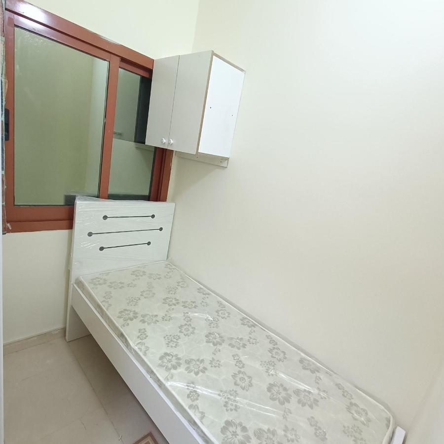 Al Basam Center Apartamento Dubái