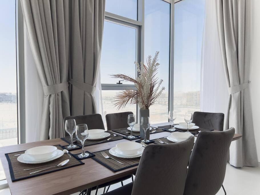 Stonetree - Spacious 3 Bedroom In The Pulse C2 * Dubai