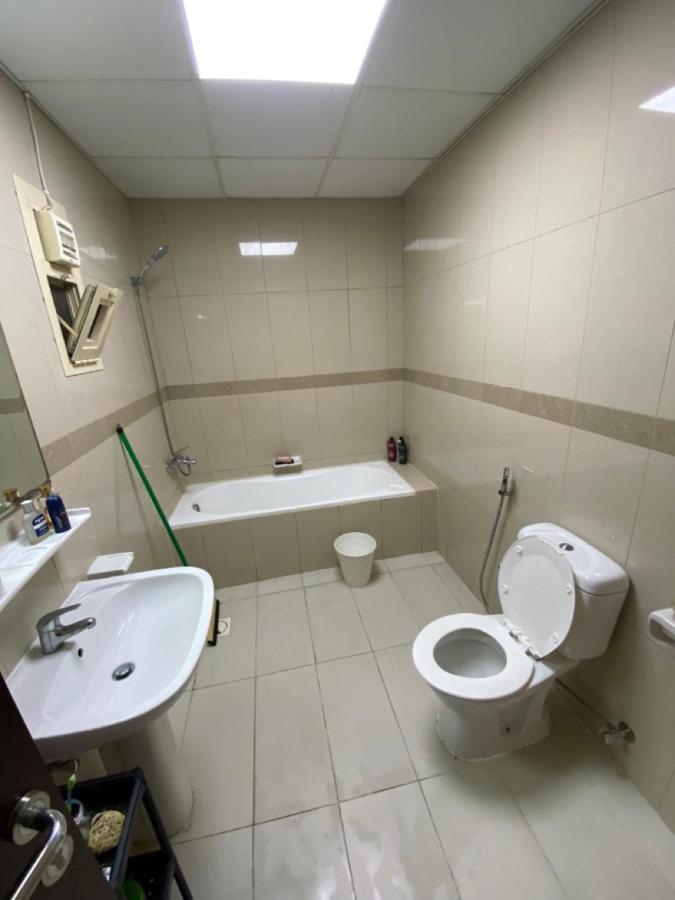 Maison d'hôtes Splendid - Ladies Only - Near Zahia- Near Shj Airport *