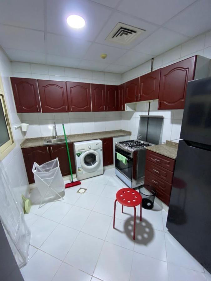 Maison d'hôtes Splendid - Ladies Only - Near Zahia- Near Shj Airport