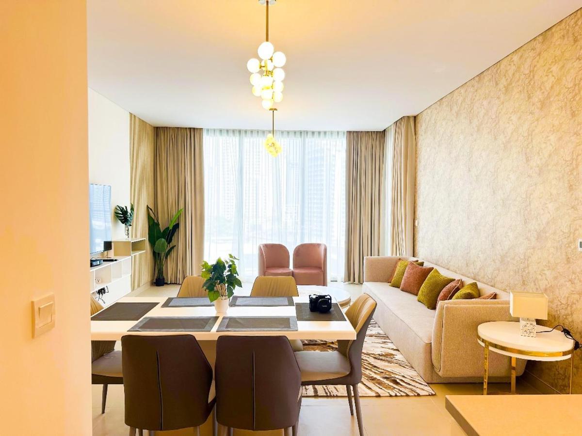 Apartment Emaar Marina: Sea And Ain View *