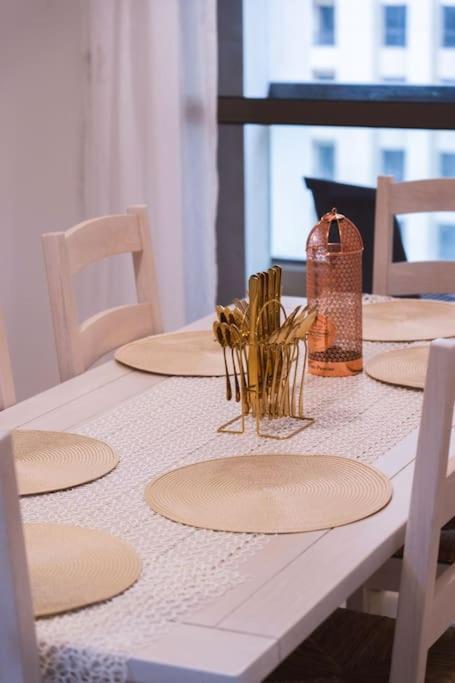 Modern 3br Flat In The Heart Of Jbr Apartamento *